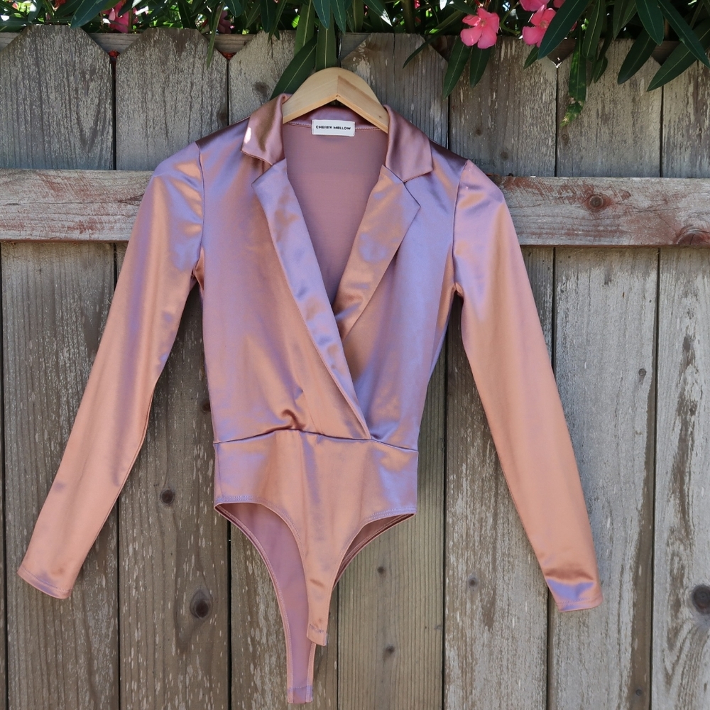 🚨BODYSUIT 🚨 😍